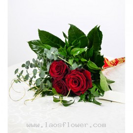 3 Red Roses Bouquet